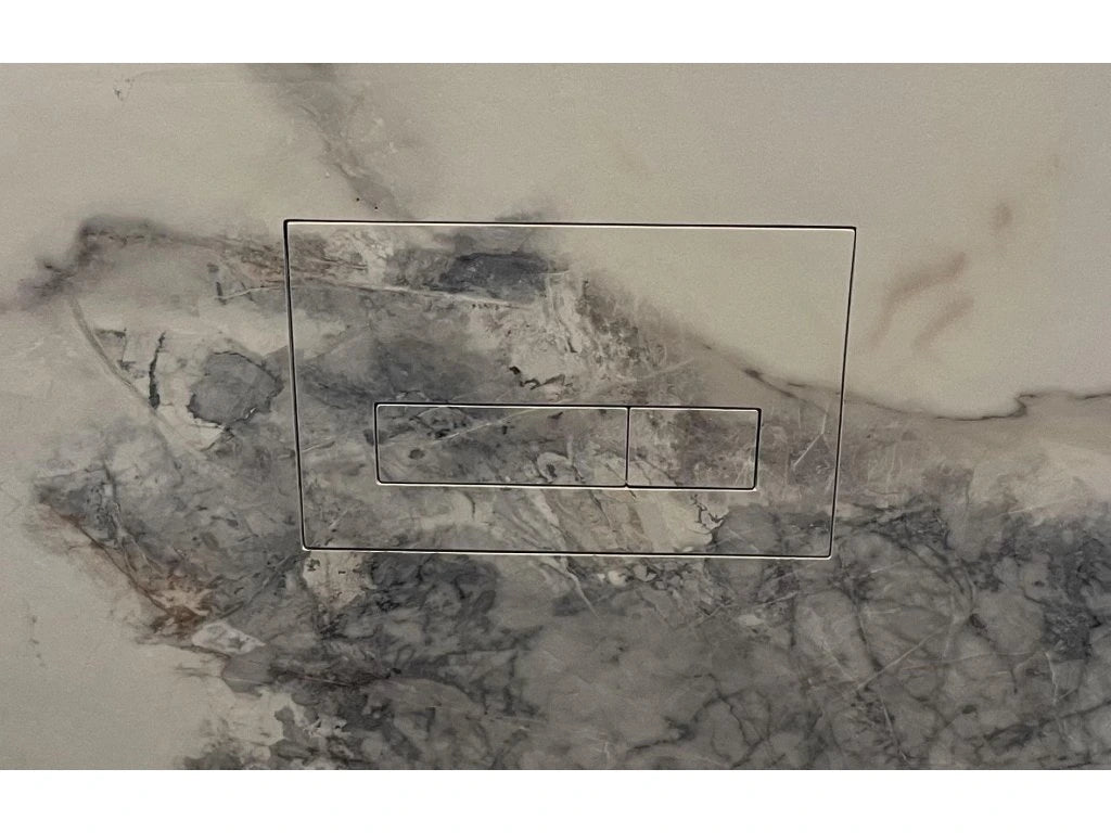 Pilnas Universalus Paslėpto WC Nuleidimo Mygtuko Komplektas EasyToTile – Round Edge (3-in-1 Išpjova)