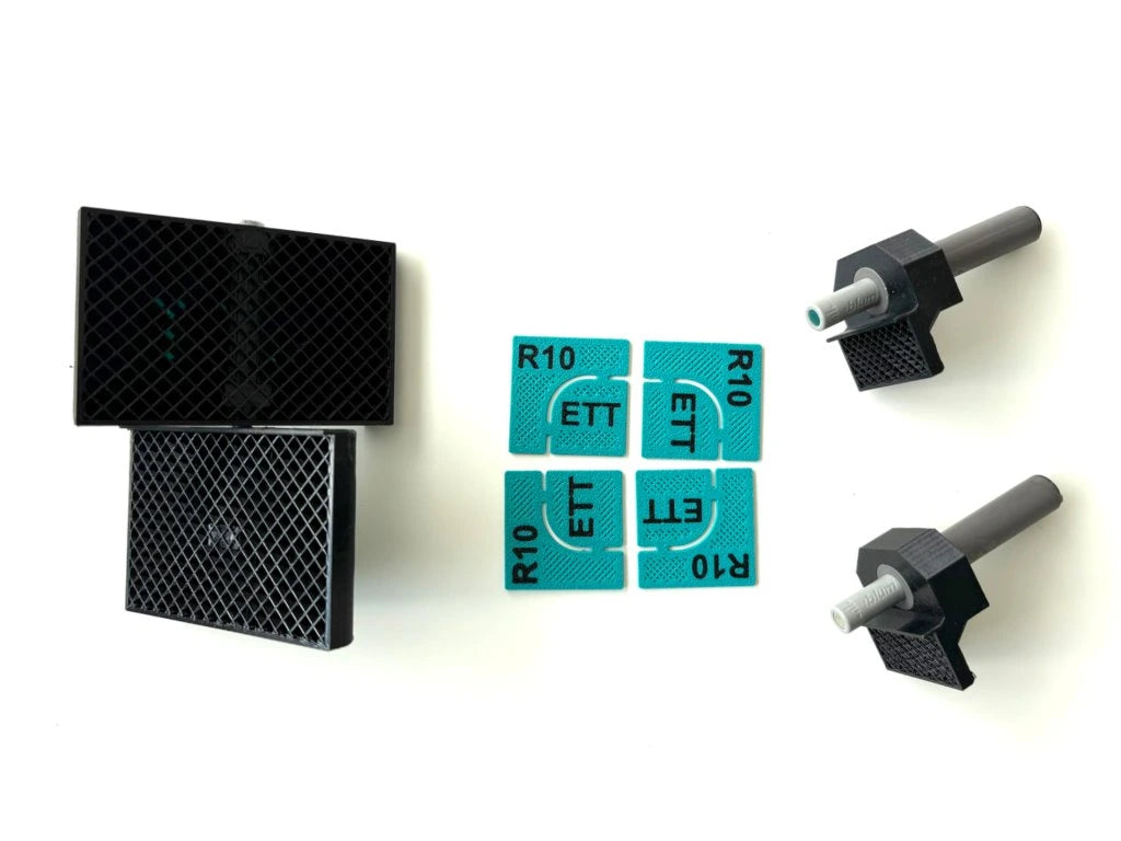 Revizinės Durelės Sistema EasyToTile R10 – 2× Pivot Vyriai + 2× Click Mechanizmai